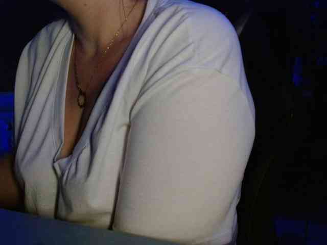 Petitoiseaucoquine webcam