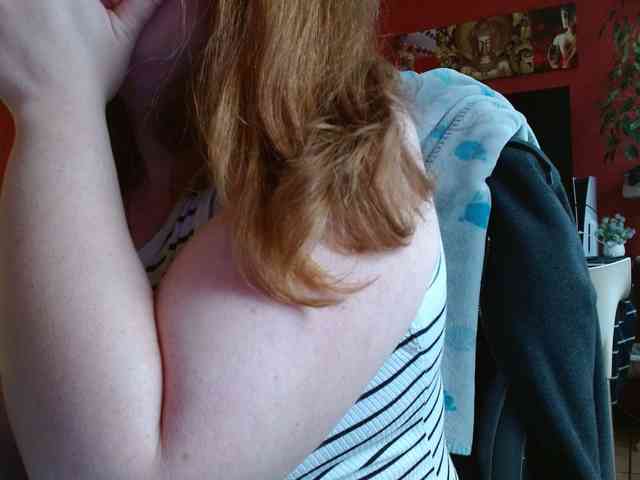 Petitoiseaucoquine webcam