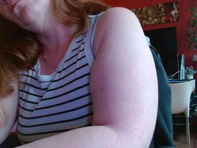 Petitoiseaucoquine webcam