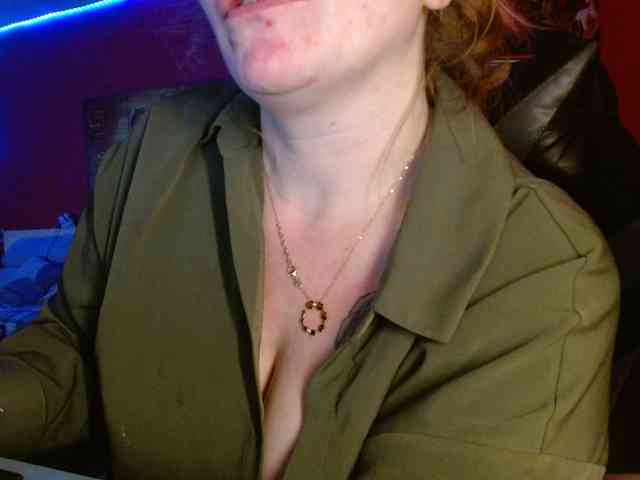 Petitoiseaucoquine webcam