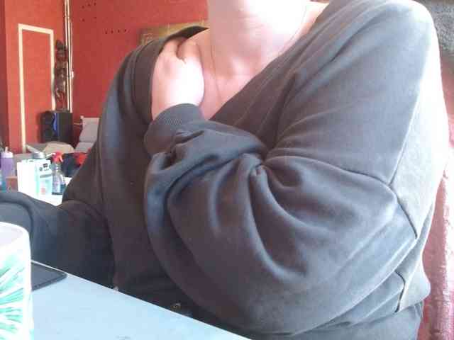 Petitoiseaucoquine webcam