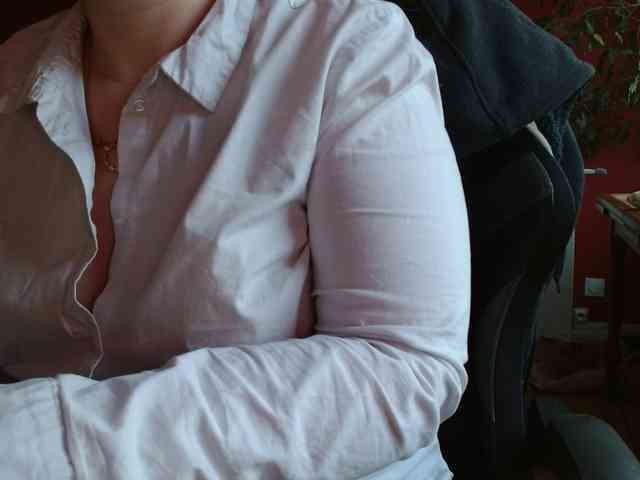 Petitoiseaucoquine webcam