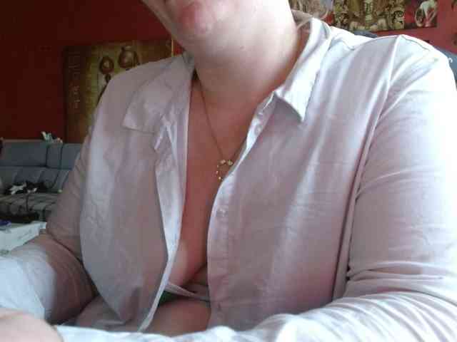 Petitoiseaucoquine webcam