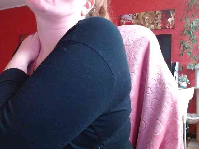 Petitoiseaucoquine webcam