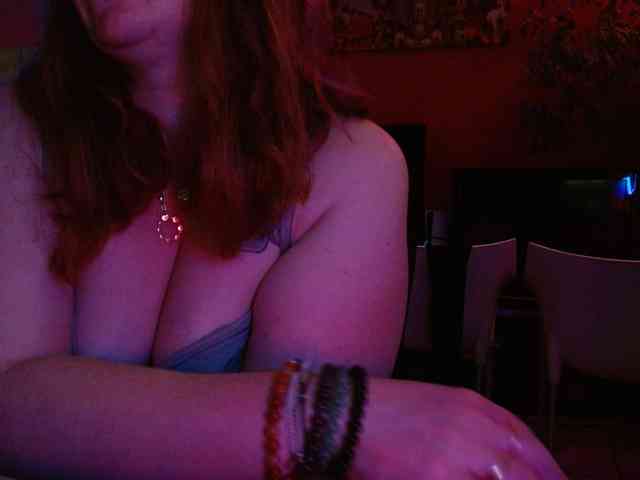 Petitoiseaucoquine webcam