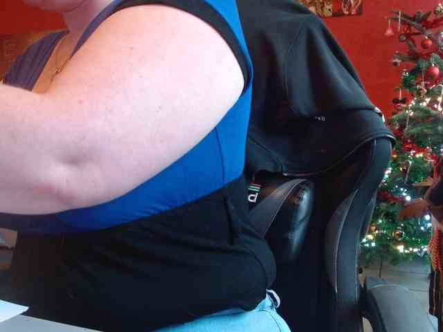 Petitoiseaucoquine webcam