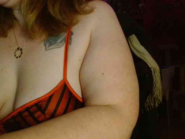 Petitoiseaucoquine webcam