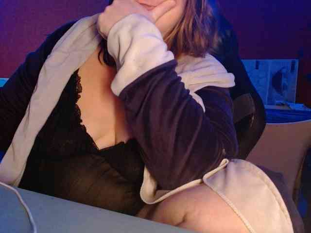 Petitoiseaucoquine webcam