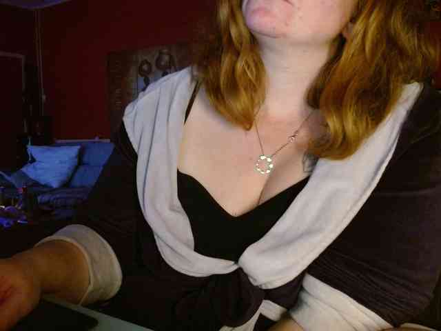 Petitoiseaucoquine webcam