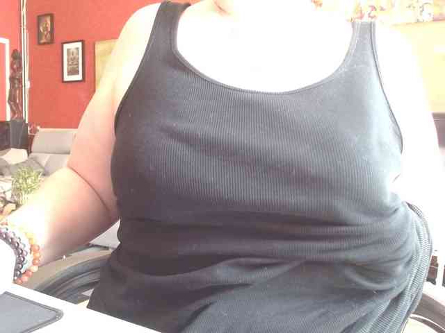 Petitoiseaucoquine webcam