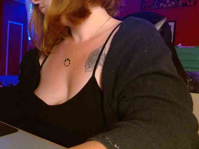 Petitoiseaucoquine webcam
