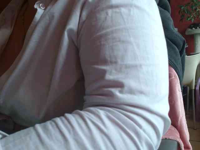 Petitoiseaucoquine webcam