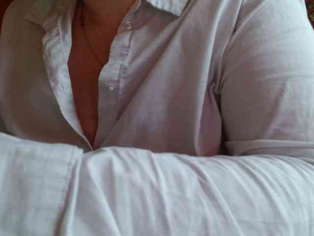 Petitoiseaucoquine webcam