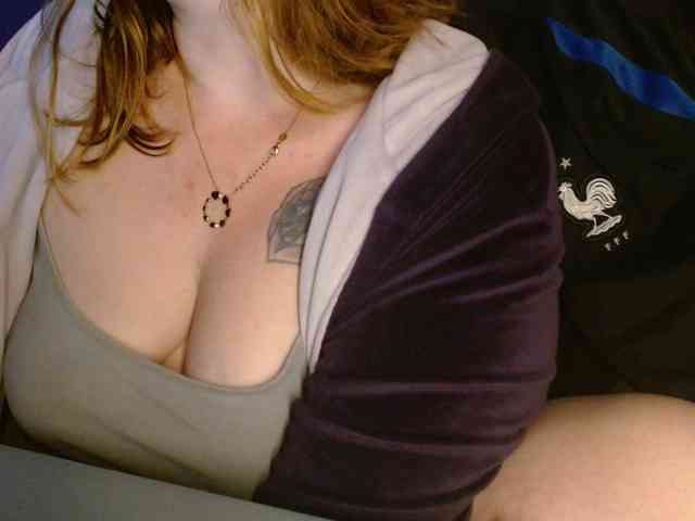 Petitoiseaucoquine webcam