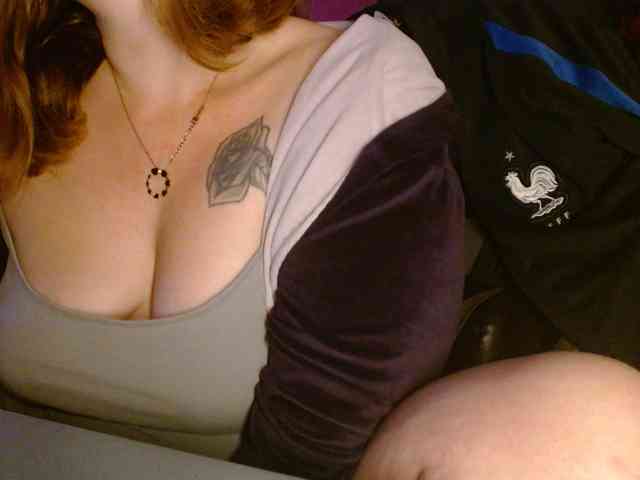 Petitoiseaucoquine webcam