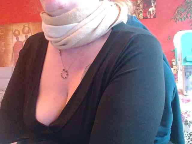 Petitoiseaucoquine webcam