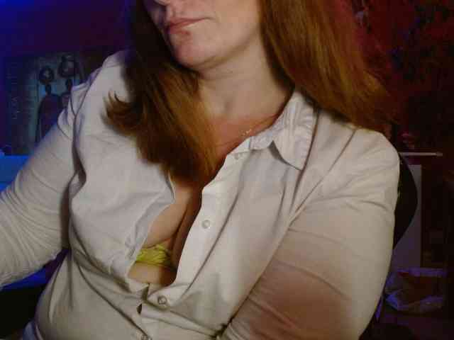 Petitoiseaucoquine webcam