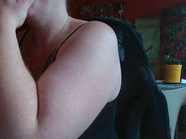 Petitoiseaucoquine webcam