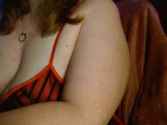 Petitoiseaucoquine webcam