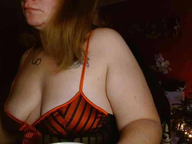 Petitoiseaucoquine webcam