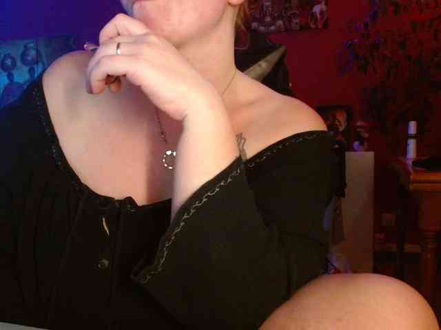 Petitoiseaucoquine webcam