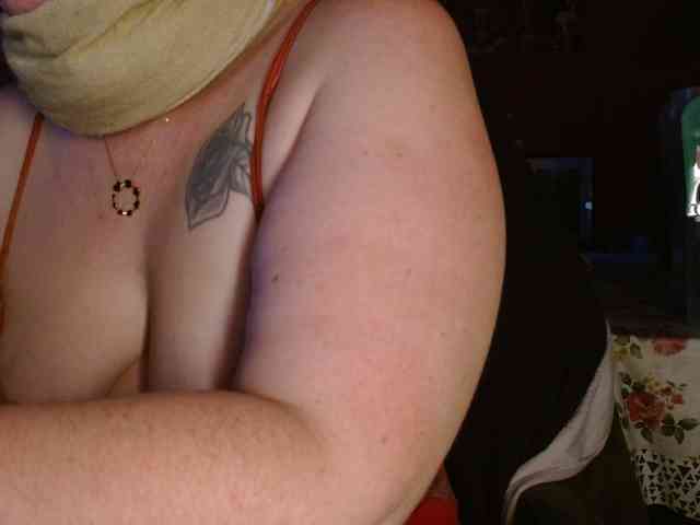 Petitoiseaucoquine webcam