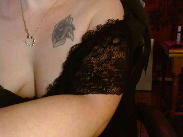 Petitoiseaucoquine webcam