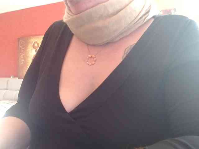 Petitoiseaucoquine webcam