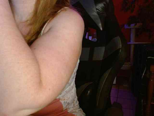 Petitoiseaucoquine webcam