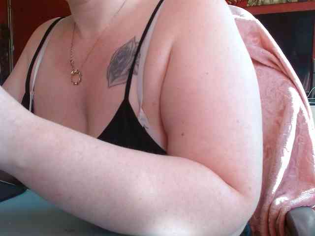 Petitoiseaucoquine webcam