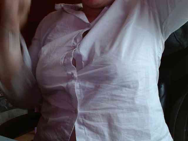 Petitoiseaucoquine webcam