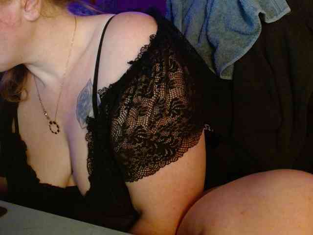 Petitoiseaucoquine webcam