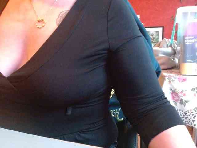 Petitoiseaucoquine webcam