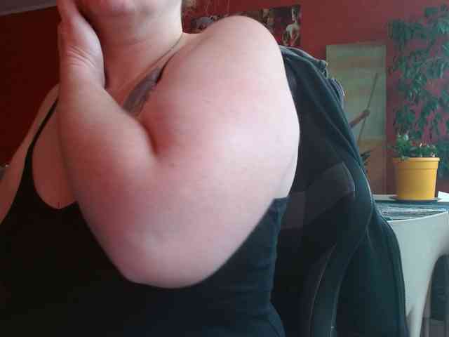 Petitoiseaucoquine webcam