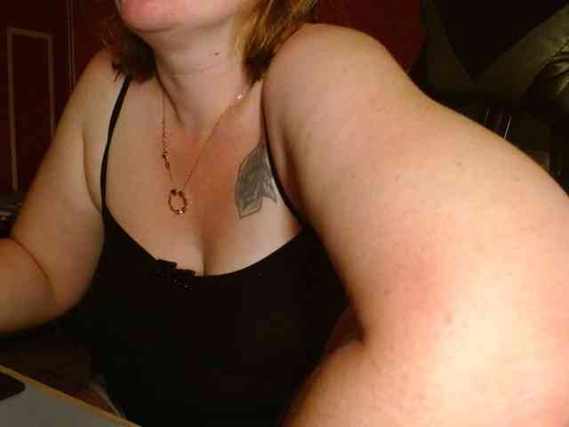 Petitoiseaucoquine webcam
