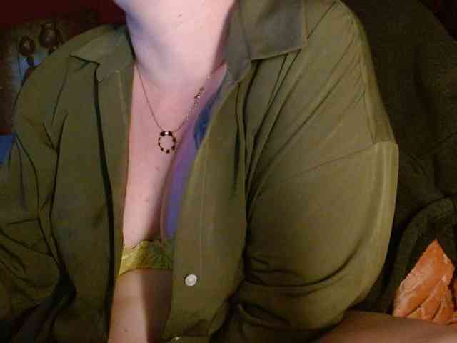 Petitoiseaucoquine webcam