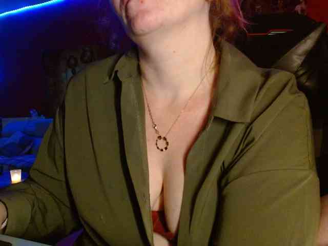 Petitoiseaucoquine webcam