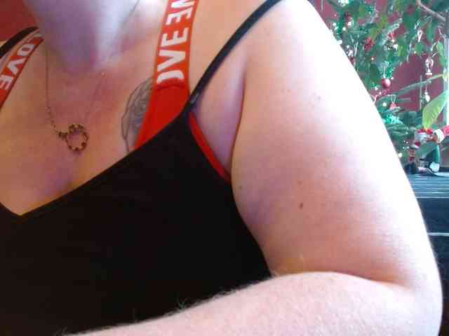 Petitoiseaucoquine webcam