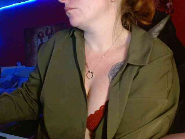 Petitoiseaucoquine webcam