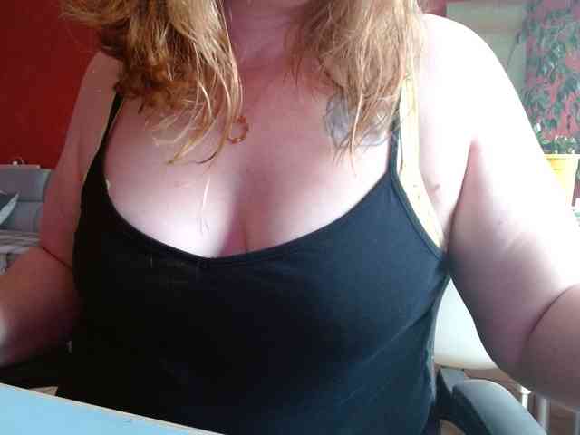 Petitoiseaucoquine webcam