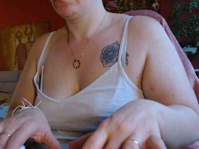 Petitoiseaucoquine webcam