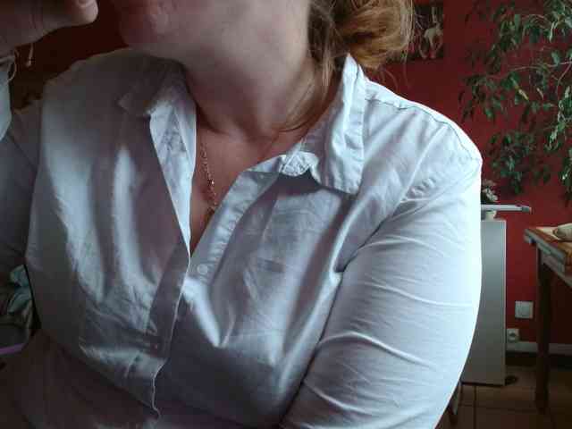 Petitoiseaucoquine webcam