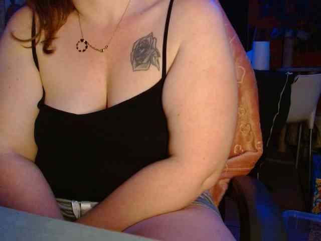 Petitoiseaucoquine webcam