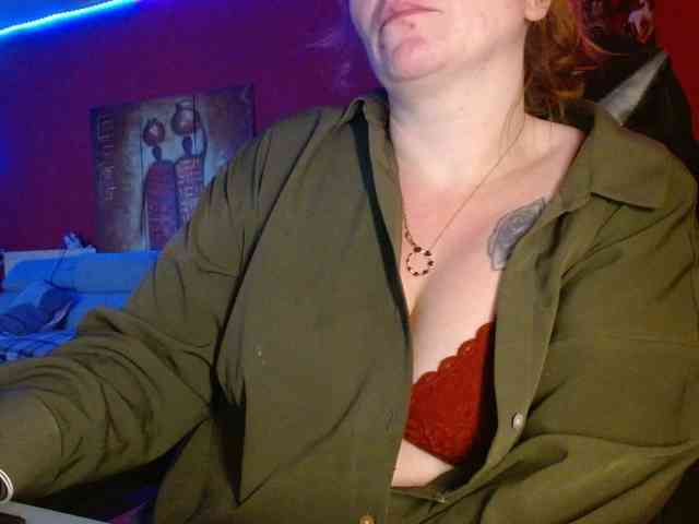 Petitoiseaucoquine webcam