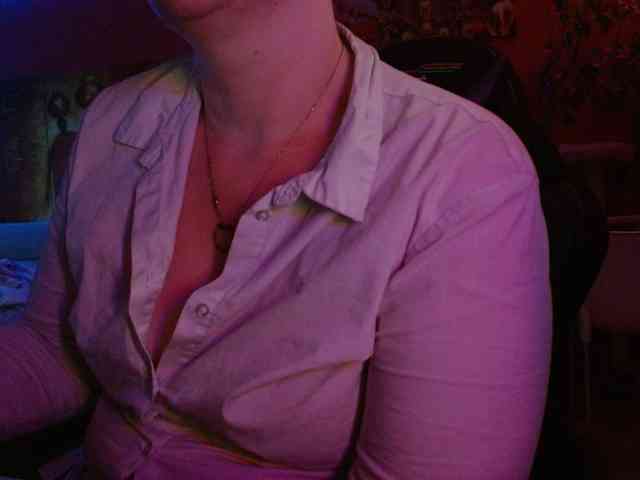 Petitoiseaucoquine webcam