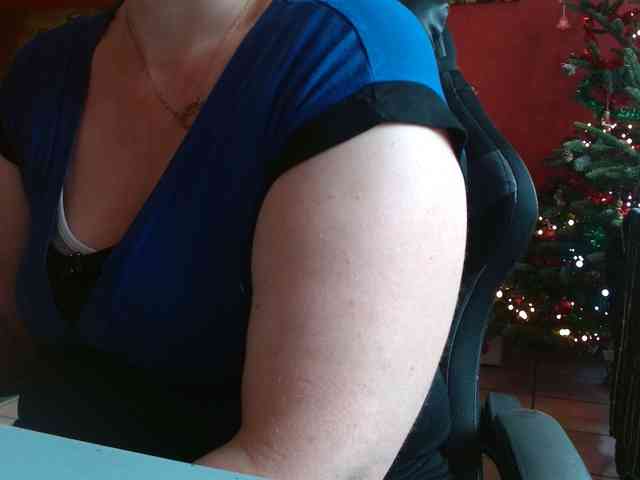 Petitoiseaucoquine webcam