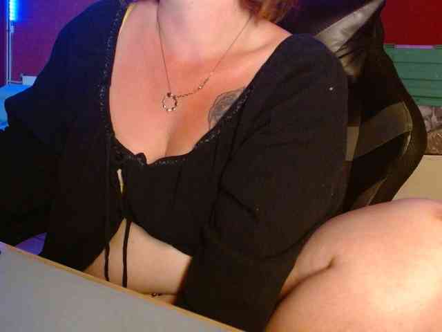 Petitoiseaucoquine webcam
