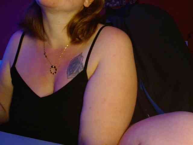 Petitoiseaucoquine webcam