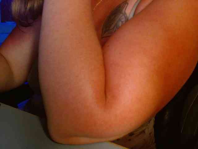 Petitoiseaucoquine webcam