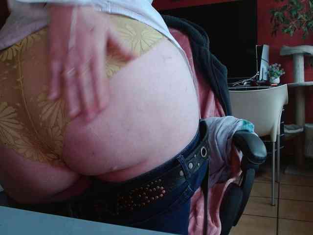 Petitoiseaucoquine webcam